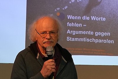 Politik verstehbar: Argumente gegen Stammtischparolen